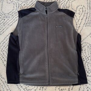 Columbia Charcoal and Black Sleeveless Fleece